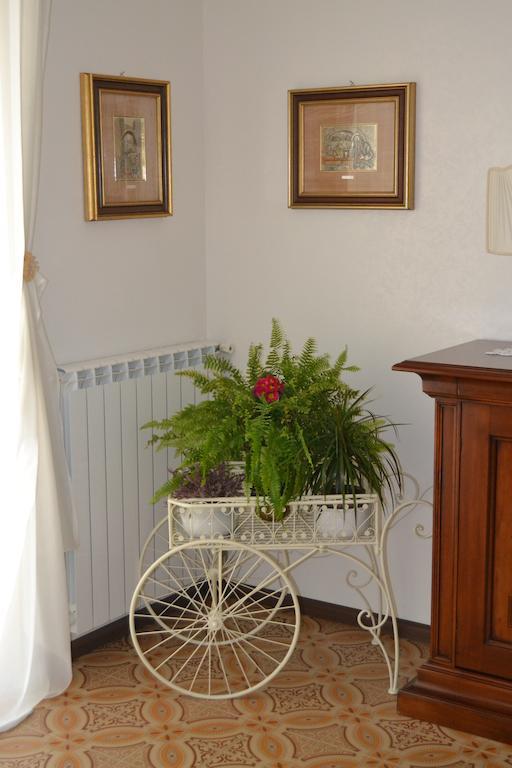 Bed & Breakfast Marena Sant'Agata Li Battiati Esterno foto