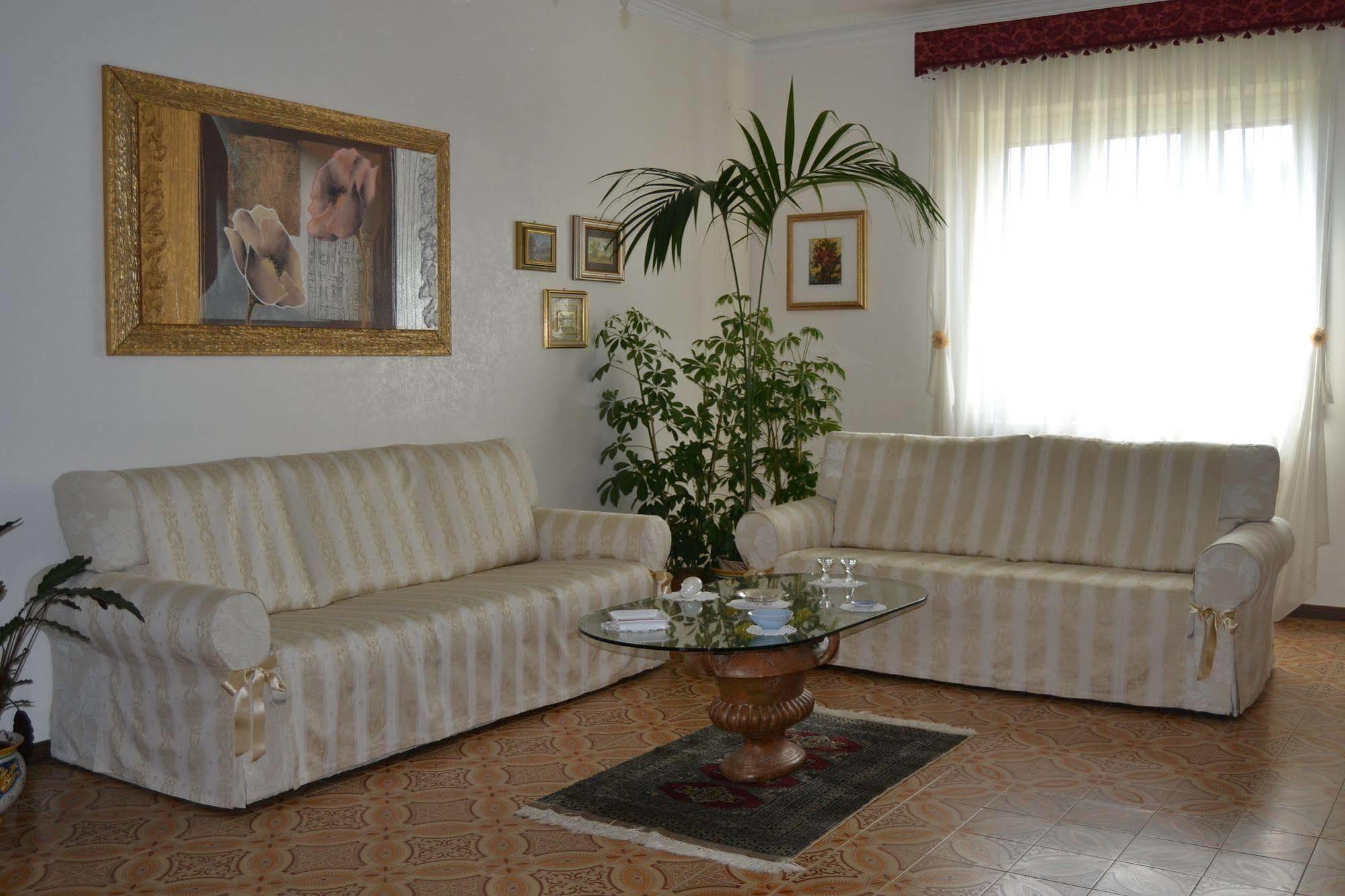 Bed & Breakfast Marena Sant'Agata Li Battiati Esterno foto