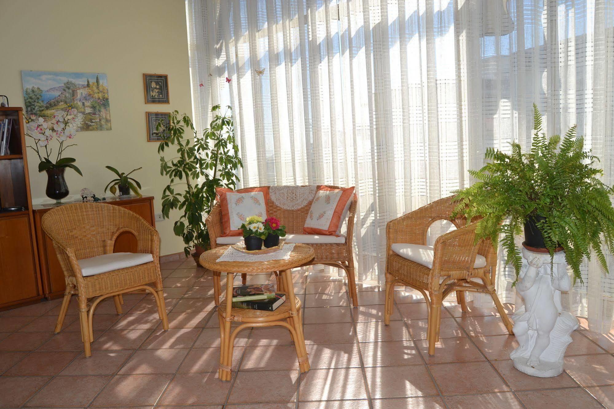 Bed & Breakfast Marena Sant'Agata Li Battiati Esterno foto
